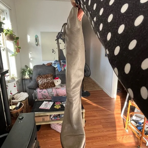 vintage 2000s coach grey leather boots⭐️ - Picture 3 of 5